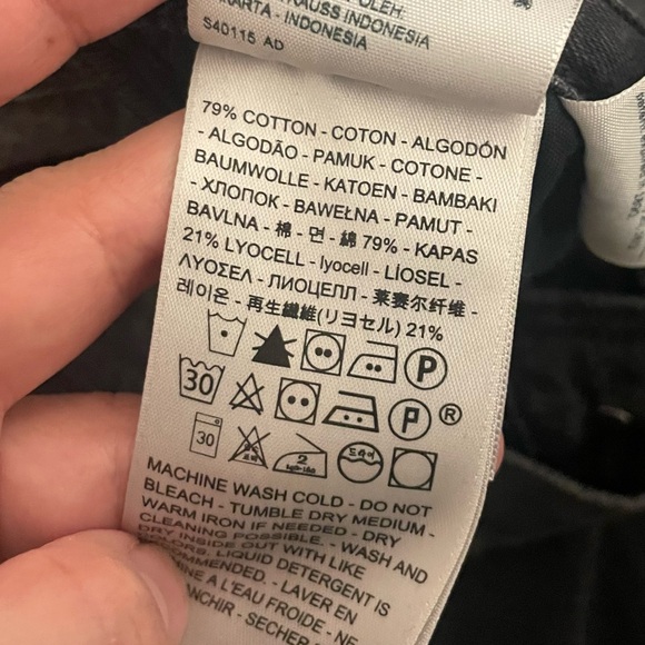 Levi’s Black High Loose Jeans Wide Leg Denim High Waisted Short Length - Picture 5 of 8